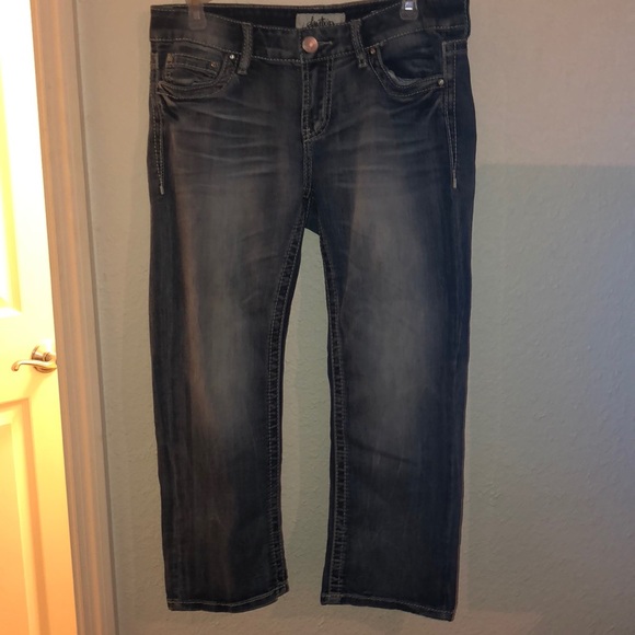 Jeans - Picture 1 of 3